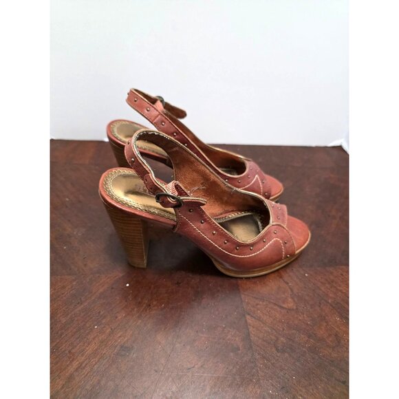 Seychelles Brown Studded Leather High Heel Sandals Size 6.5 Adjustable Strap - Picture 3 of 10